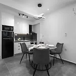 Maison Cristal, The Luxury *