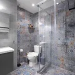Maison Cristal, The Luxury