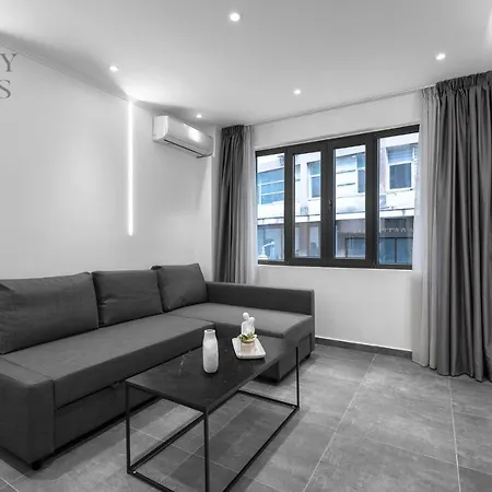Maison Cristal, The Luxury Apartment *