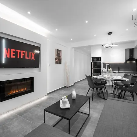 Maison Cristal, The Luxury Apartman Szaloniki