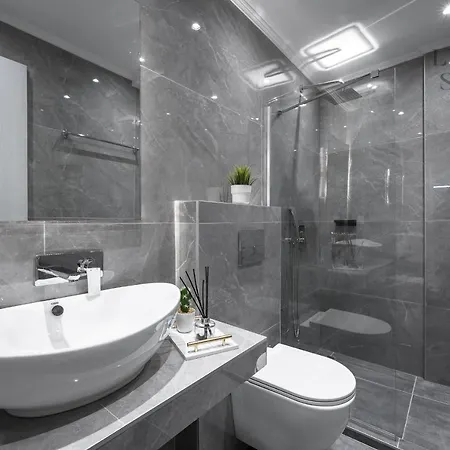 Maison Cristal, The Luxury Lejlighed