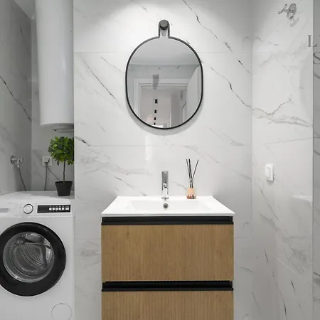 Maison Cristal, The Luxury Apartment