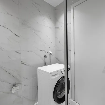 Maison Cristal, The Luxury *